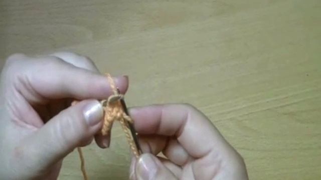 Вяжем детскую шапочку - Урок 4 - Вяжем образец смотреть онлайн