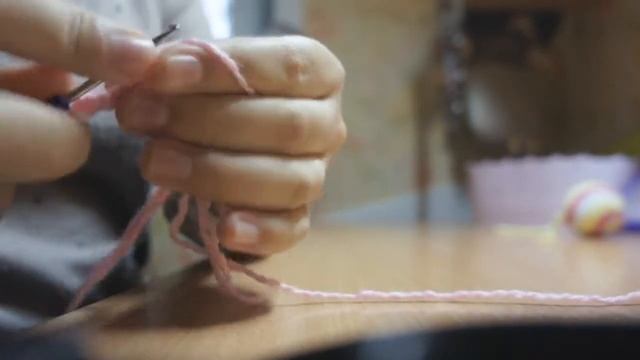 Вязаная игрушка на Новый год смотреть онлайн