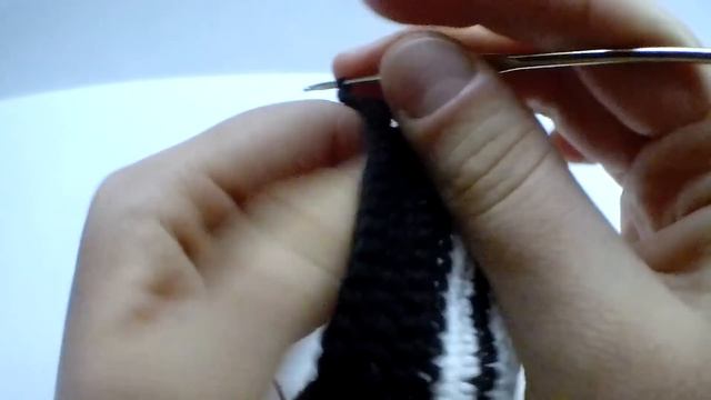 Вязаные крючком пинетки кроссовки кеды Converse смотреть онлайн