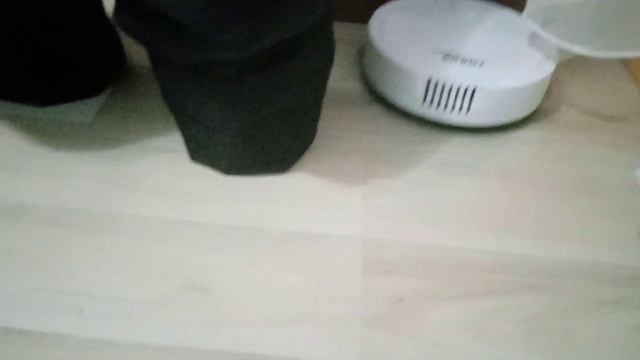 обзор робота пылесоса Sweepin Robot