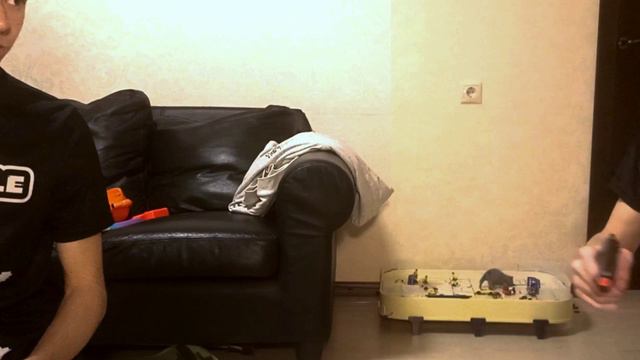 Спойлер к следующему видео Оружие стрельба монтаж противостояние Просто Пень vs Умная Вафля Дуэль смотреть онлайн