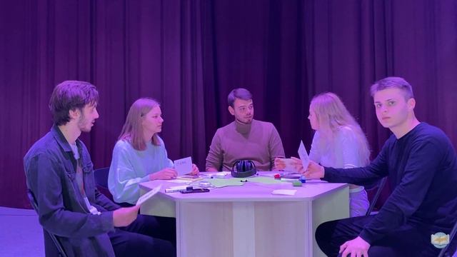 Loud Question | Пилотный выпуск #1 смотреть онлайн