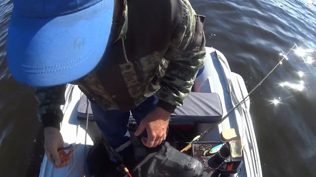 рыбалка на Камском водохранилище. Часть 5 смотреть онлайн
