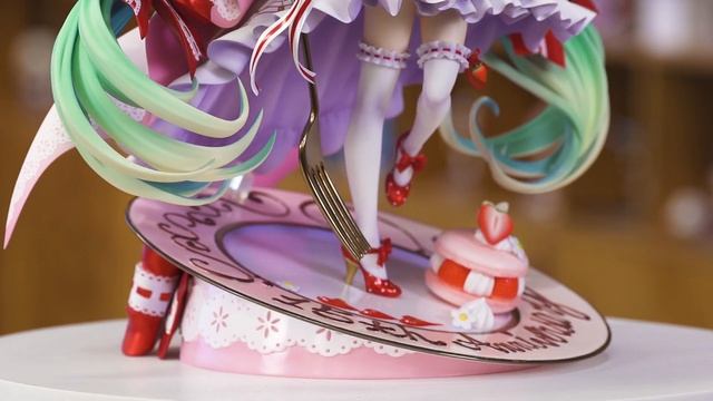 Hatsune Miku: 15th Anniversary Ver. Production Staff Interview (English Sub) | Good Smile Company смотреть онлайн