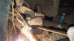 Замена передних тормозных колодок Форд Фокус 2