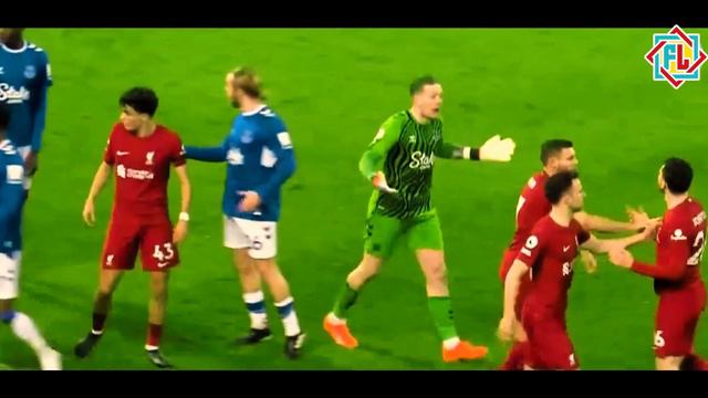 When Van Dijk barges in from sideline to defend Robertson in Everton brawl смотреть онлайн