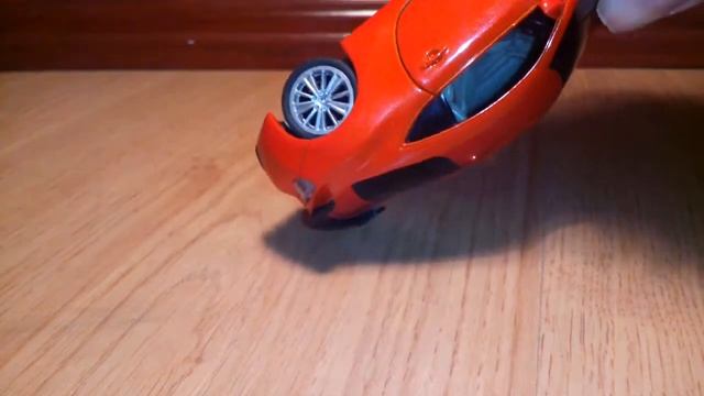 Тойота морковного цвета смотреть онлайн