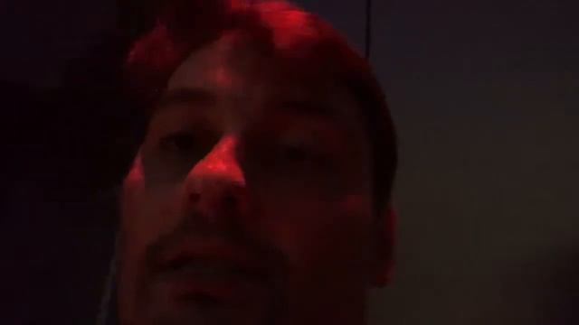 Боль сожалений весит тонны, в то время как дисциплина или физическая боль - граммы смотреть онлайн