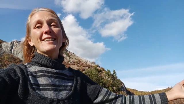 Высота и родники ( слова, музыка, исполняет Александра Здорова) смотреть онлайн