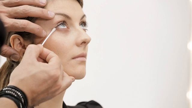 Cómo desmaquillar con Sensibio H2O смотреть онлайн