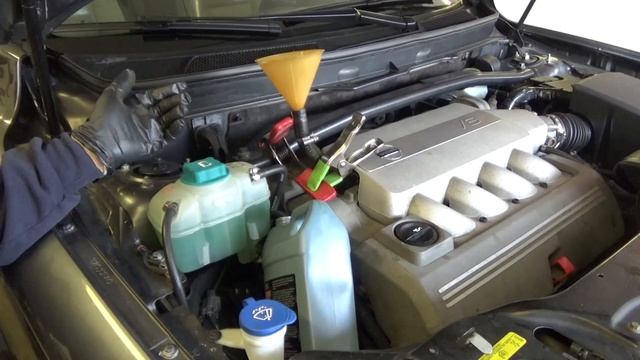 Volvo XC90 Power Steering Filter Change смотреть онлайн