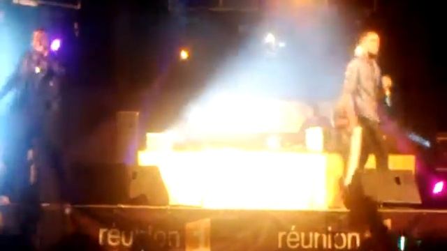 NEW GENERATION feat SSKYRON EVERYBODY CRAZY AU MET SA HO II смотреть онлайн