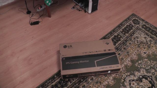Купил монитор на донаты подписчиков. Всем спасибо =^.^= смотреть онлайн