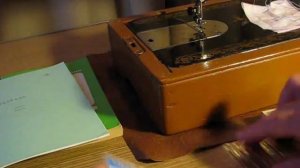 Как вставить иглу в швейную машинку. Часть 2