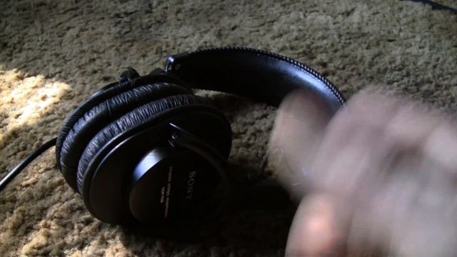 Sony MDR-7506 & Rambling смотреть онлайн