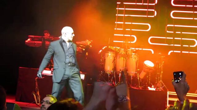 Hey Baby-Pitbull @ Borgata Casino! Jan 1,2012 смотреть онлайн