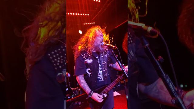Cavalera- Max & Iggor смотреть онлайн