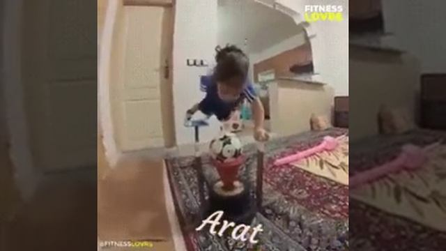 Будущая спортсменка! Папа воспитал! смотреть онлайн