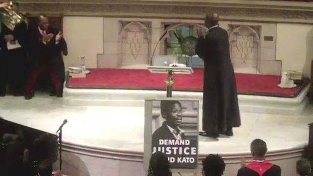 Historic Abyssinian Baptist Church Celebrates Slain Ugandan Activist David Kato смотреть онлайн