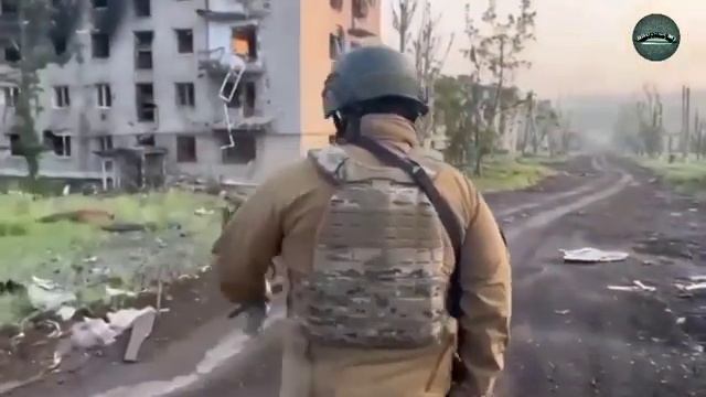 Russi'as Wagner starts withdrawing units from bakhmut- Prigonzhin dispatch his fighter смотреть онлайн