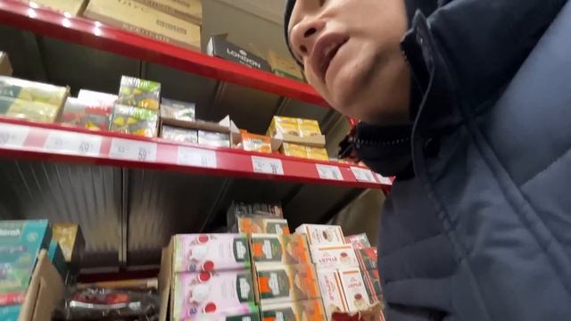 Отключили монетизацию блогерам день 4 Четвёртый! Закупаемся продуктами в магазине батон! смотреть онлайн