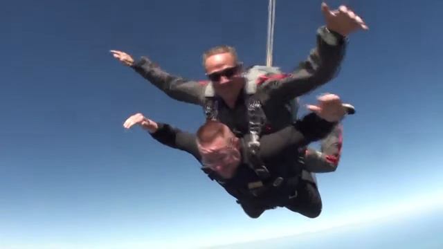 Skydive Sebastian - Brant's Skydive смотреть онлайн