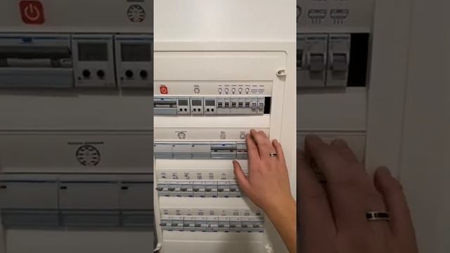 Ремонт квартир в новостройке. Распределительный щит | ЖК Зиларт