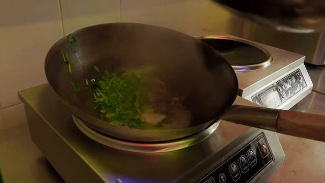 Форель в тандыре в индийских специях смотреть онлайн