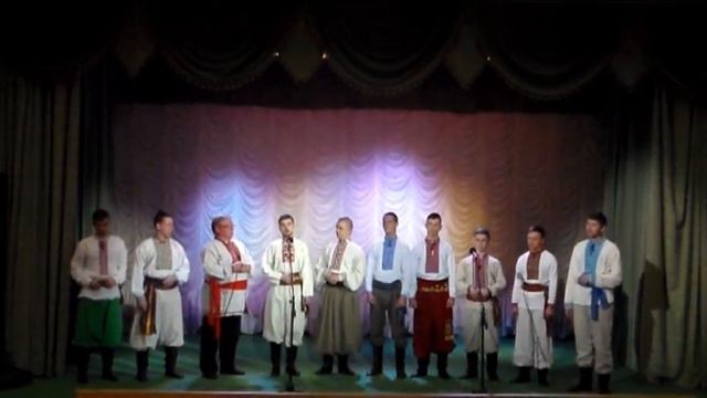 Співає ансамбль Кралиця. "Ой, не пугай пугаченьку". заспівує Тимофій Музичук виводить Євген Пихтін смотреть онлайн