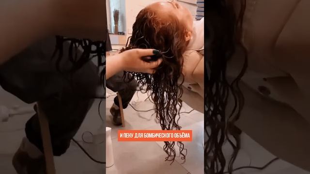 Какой может быть самая первая в жизни стрижка? Больше о кудрях на takihodi.ru смотреть онлайн