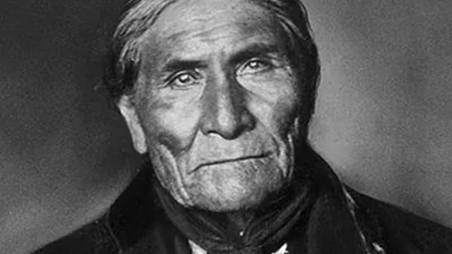 Ep. 129 - The Life and Afterlife of Geronimo смотреть онлайн