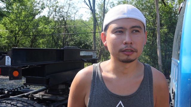 Интервью с водителем, как наши водители чувствуют себя в компании? смотреть онлайн