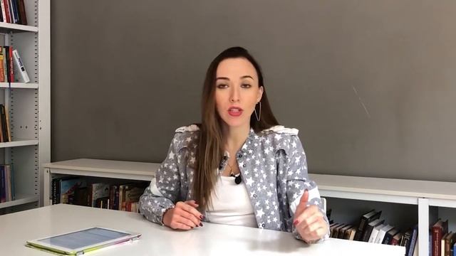 ГДЕ МОЖЕТ РАБОТАТЬ ДИЗАЙНЕР ОДЕЖДЫ? | Куда пойти работать дизайнеру одежды? Свой бренд одежды смотреть онлайн