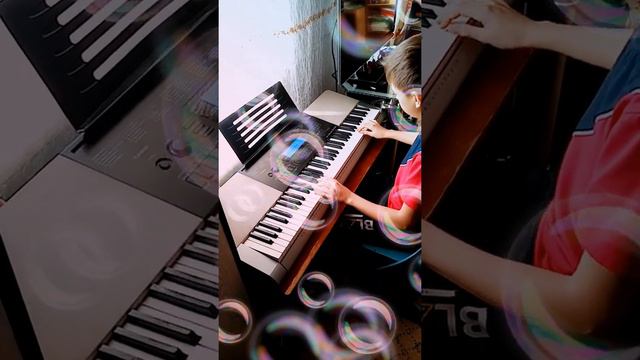 Белые розы на синтезатор casio VK 220.👍🤘😏 смотреть онлайн