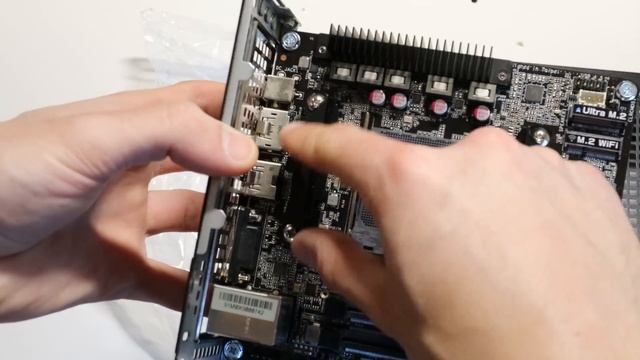 Asrock DeskMini A300 Endlich Für RYZEN! 1.92L Mini PC!