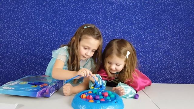 Finding Dory Fishing Game - Groovy Girls TV! смотреть онлайн