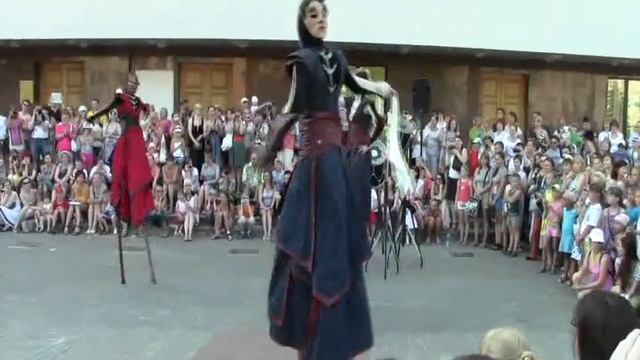 Триад Номад. Уличные театры 2013. Архангельск смотреть онлайн