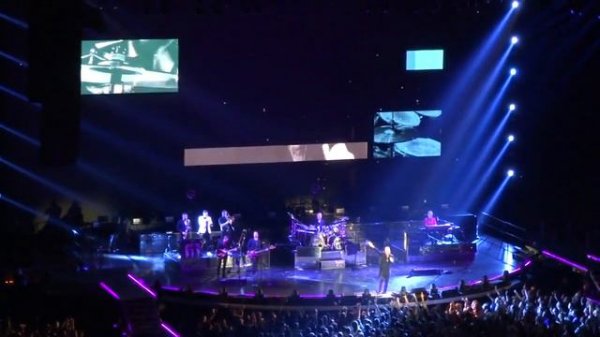 Robbie Williams  Swing Supreme    СК Олимпийский Москва, 12.04.2015