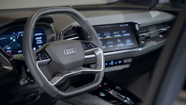 2022 Audi Q4 e-tron - Very Special Lighting! (Coupe-Style SUV) смотреть онлайн