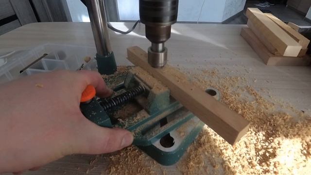 Стойка для дрели+ пробую фрезу на оргстекле смотреть онлайн