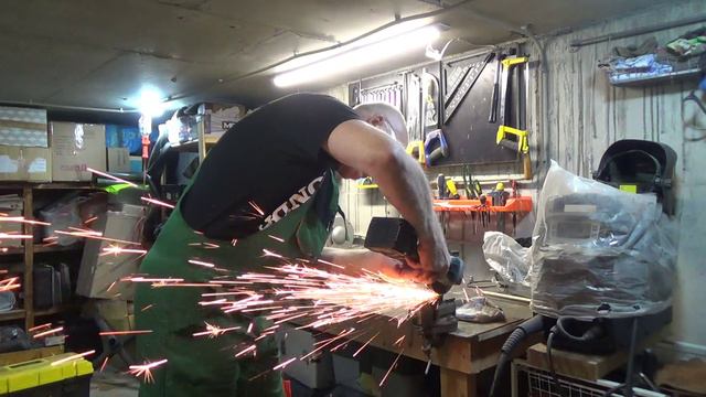 Простой ремонт обычного офисного стула