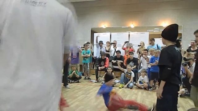 DC Battle 5 смотреть онлайн