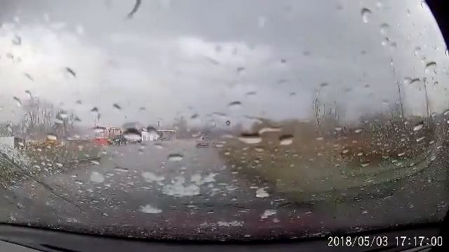 03.05.2018г град с перепелиное яйцо в Нижнекамске смотреть онлайн