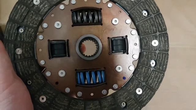 Лансер 9 сцепление Aisin (пора менять) смотреть онлайн