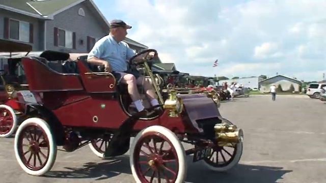 1903 Model A Ford смотреть онлайн