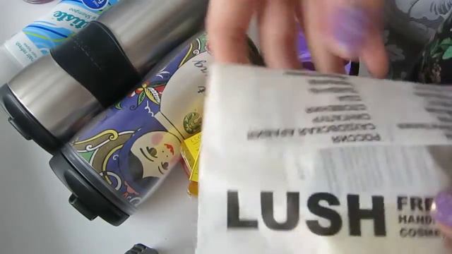 Покупки в Питере: Starbucks, Lush, Tangle Teezer, Batiste etc. смотреть онлайн