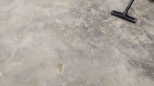 Cтроительный пылесос FinePower AFP-1425. Сбор строительного мусора и опилок. смотреть онлайн