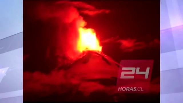 В Чили взорвался вулкан Вильяррика смотреть онлайн