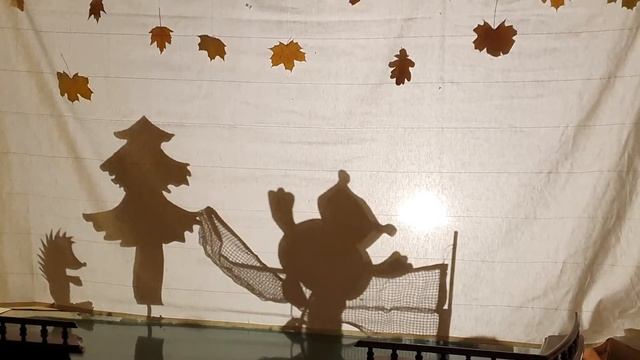 Спектакль "Как ёжик с медвежонком ловили осень" смотреть онлайн