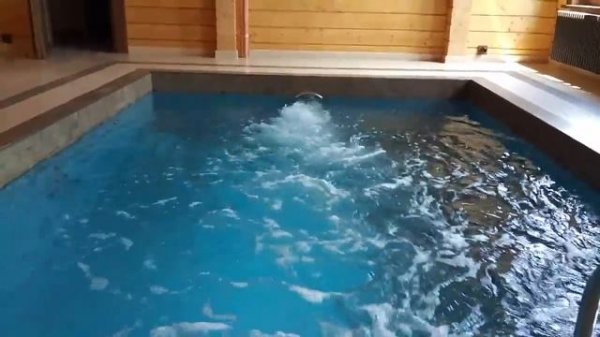 Противоток Pahlen 2000 в скиммерном бассейне